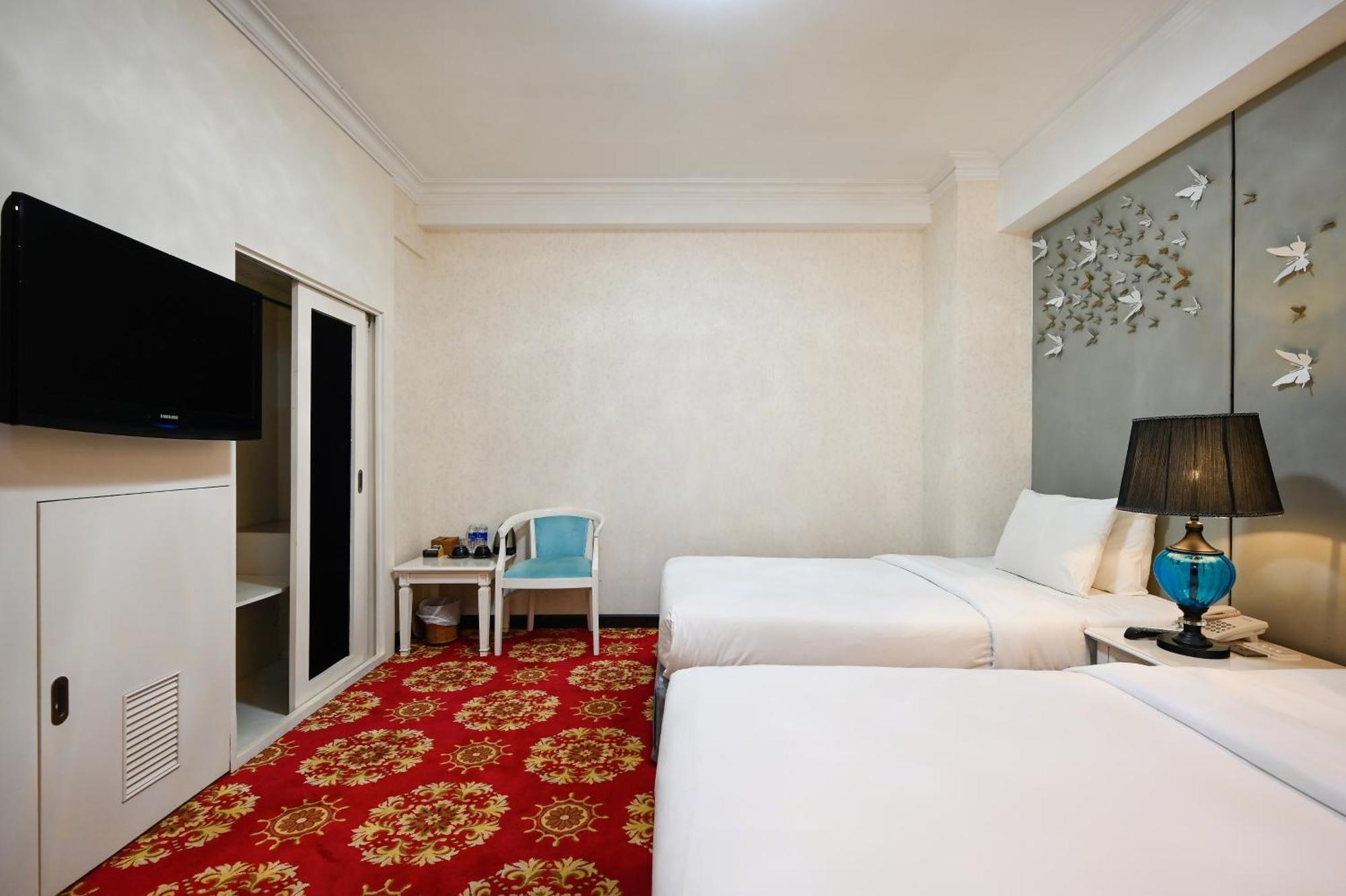 California Saigon Hotel & Rooftop Pool โฮจิมินห์ซิตี้ ภายนอก รูปภาพ