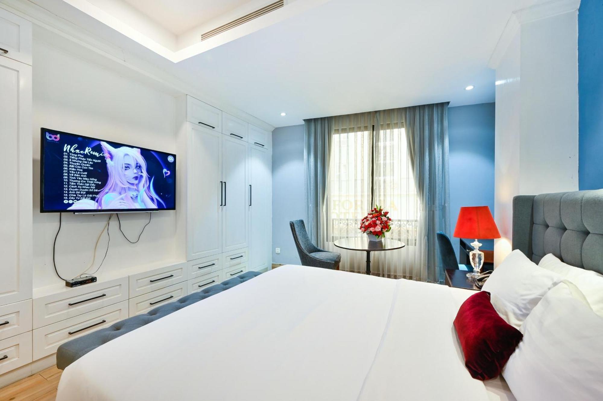 California Saigon Hotel & Rooftop Pool โฮจิมินห์ซิตี้ ภายนอก รูปภาพ